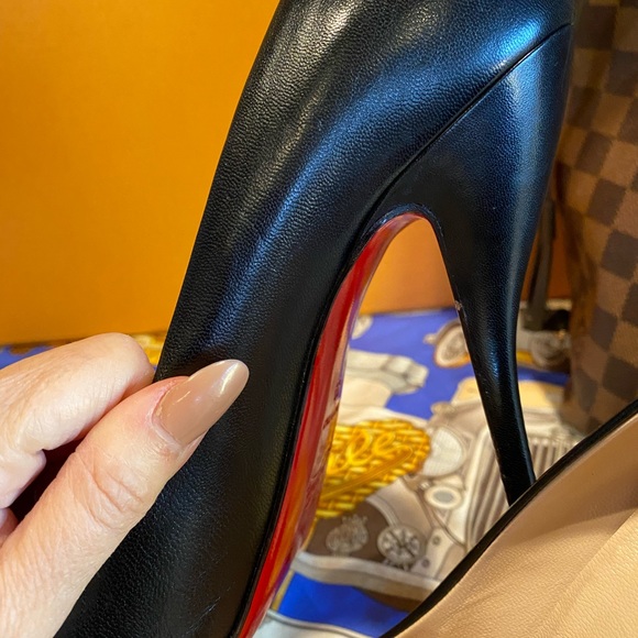 Red Bottoms-Authentic Christian Louboutin Black Leather Bianca Platform Size 39 - Picture 13 of 16